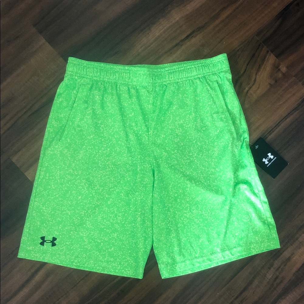 New Under Armour big boy Bright Green Athletic Shorts